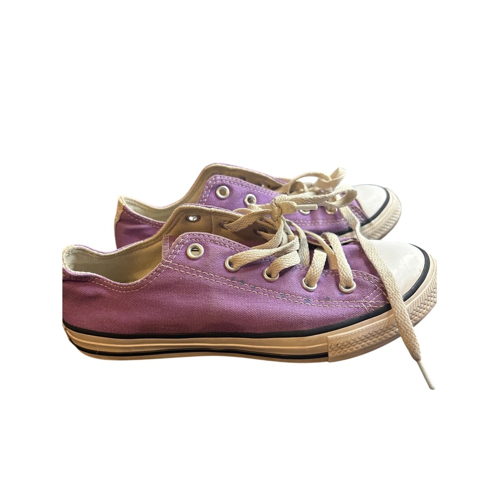 Converse Chuck Taylor All Star Low Top Purple Sneakers Junior Size 3 665123F